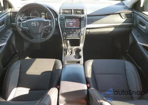 2015 Toyota Corolla L z USA, uszkodzony, nr VIN 5YFBURHE1FP358448